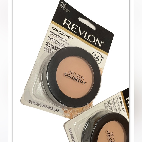 REVLON  ColorStay Pressed Powder 830 LIGHT/Medium 2-Pack - Picture 2 of 4